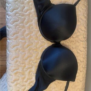 PINK Victoria's Secret Hot Pink and Black Padded Bra